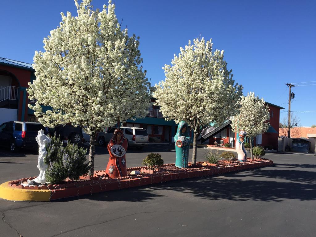 Sandia Peak Inn Old Town Abq, A Howard Johnson By Wyndham Αλμπουκέρκι Εξωτερικό φωτογραφία